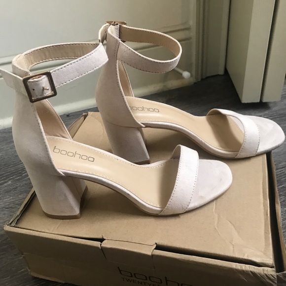 nude heels size 5.5